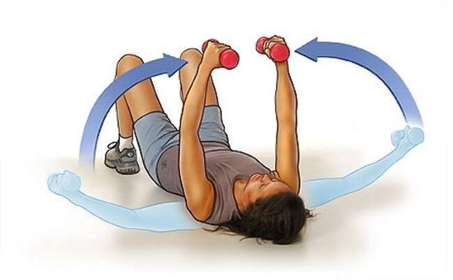 exercices d'haltères pour agrandir les seins